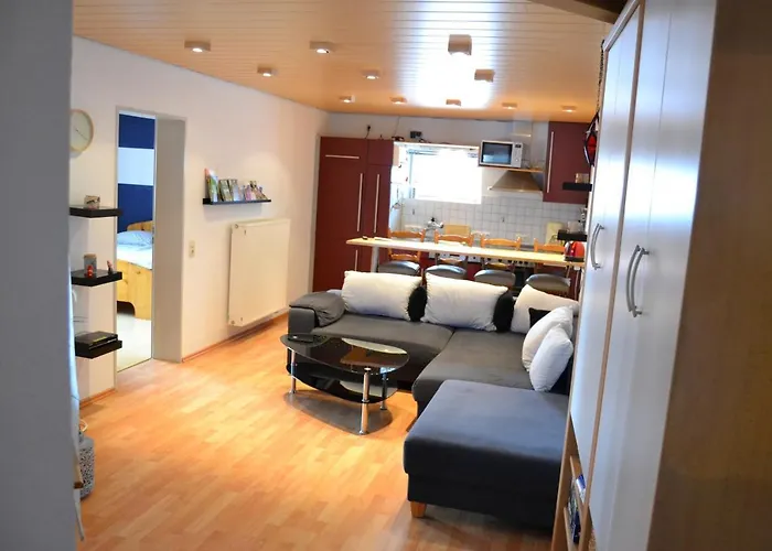 Ferien bei Freunden im Holzhaus
