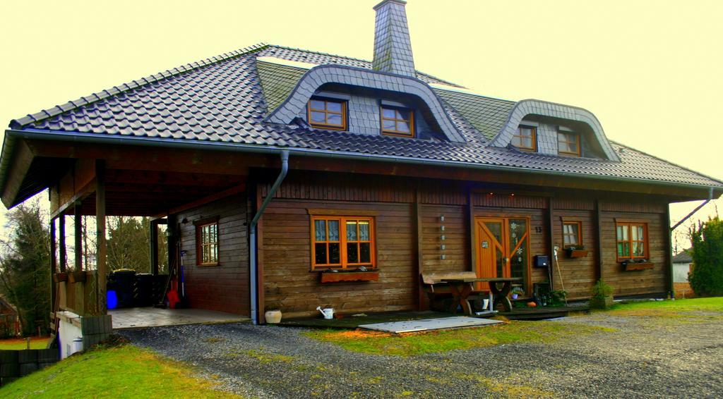 Ferien Bei Freunden Im Holzhaus Appartement Montjoie